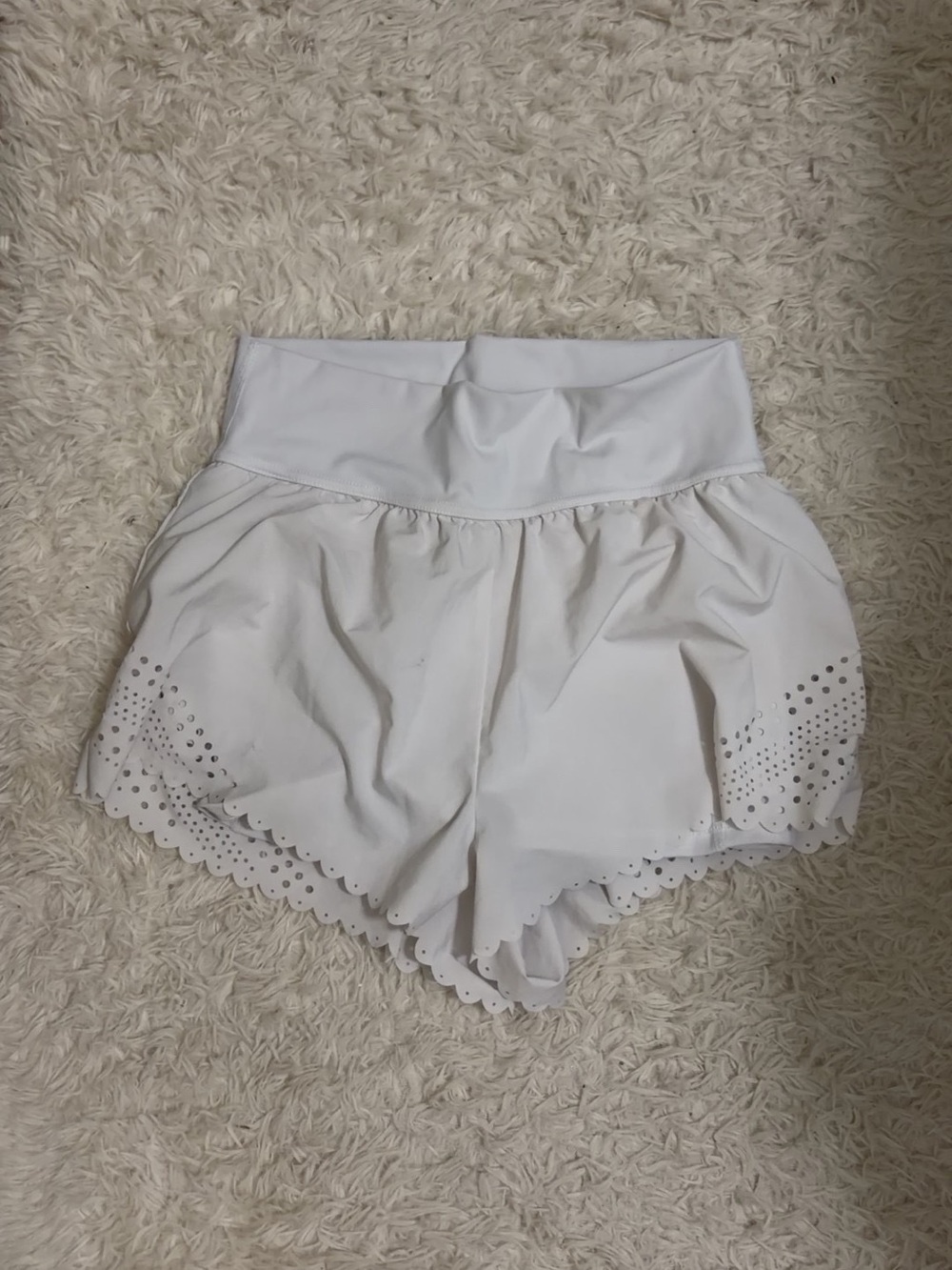 High-Waist White Scallop Laser-Cut Women’s Skort